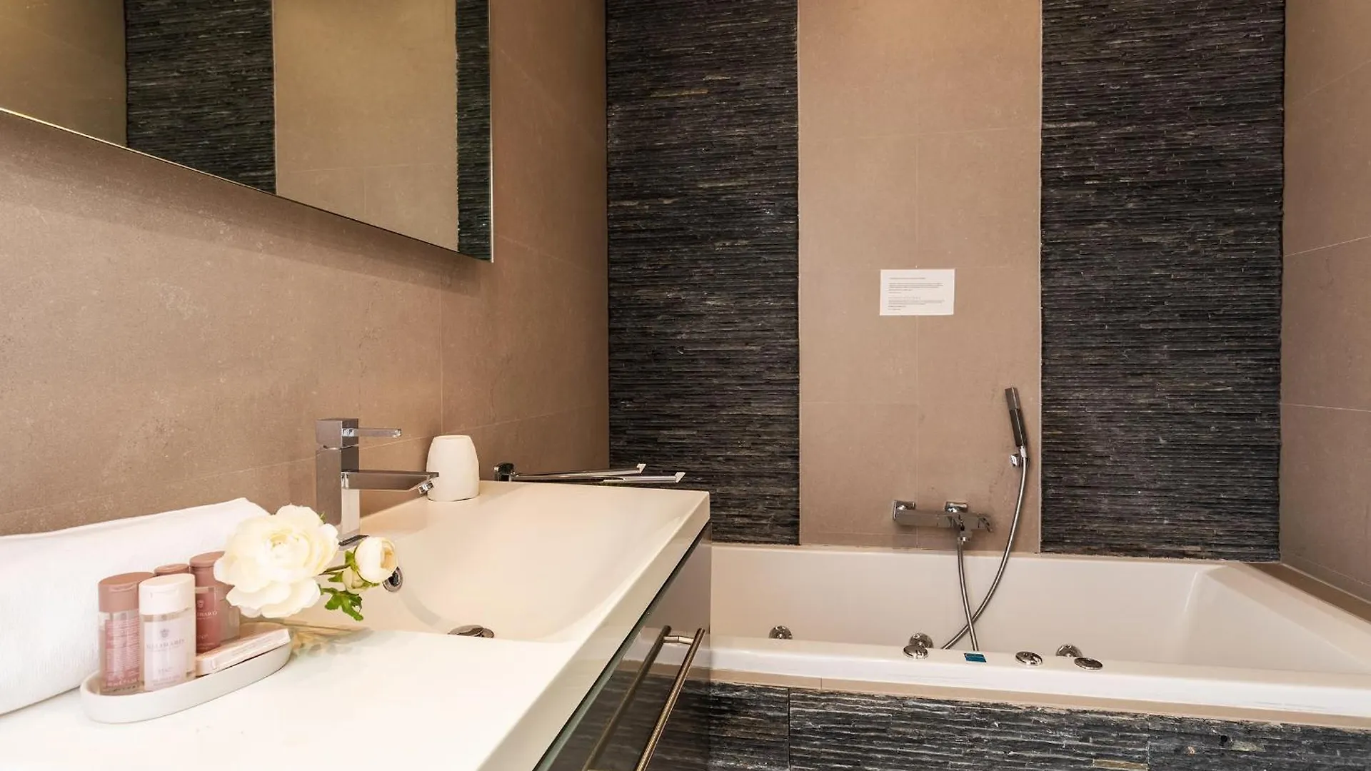 Apartment Metropole Ap4113 Nice, By Riviera Holiday Homes